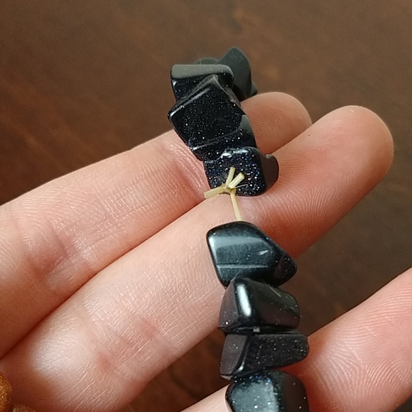 Healing Gold and blue Tigers Eye chip bracelets - Picture 8 of 8